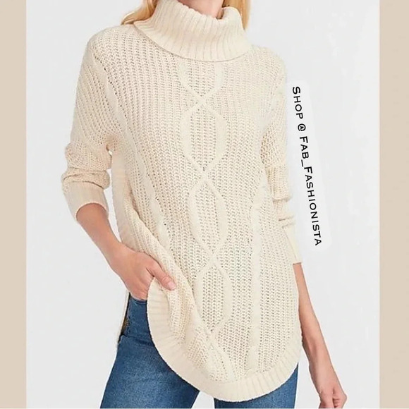 Knit Oversized Sweater Express size Small - Picture 1 of 17